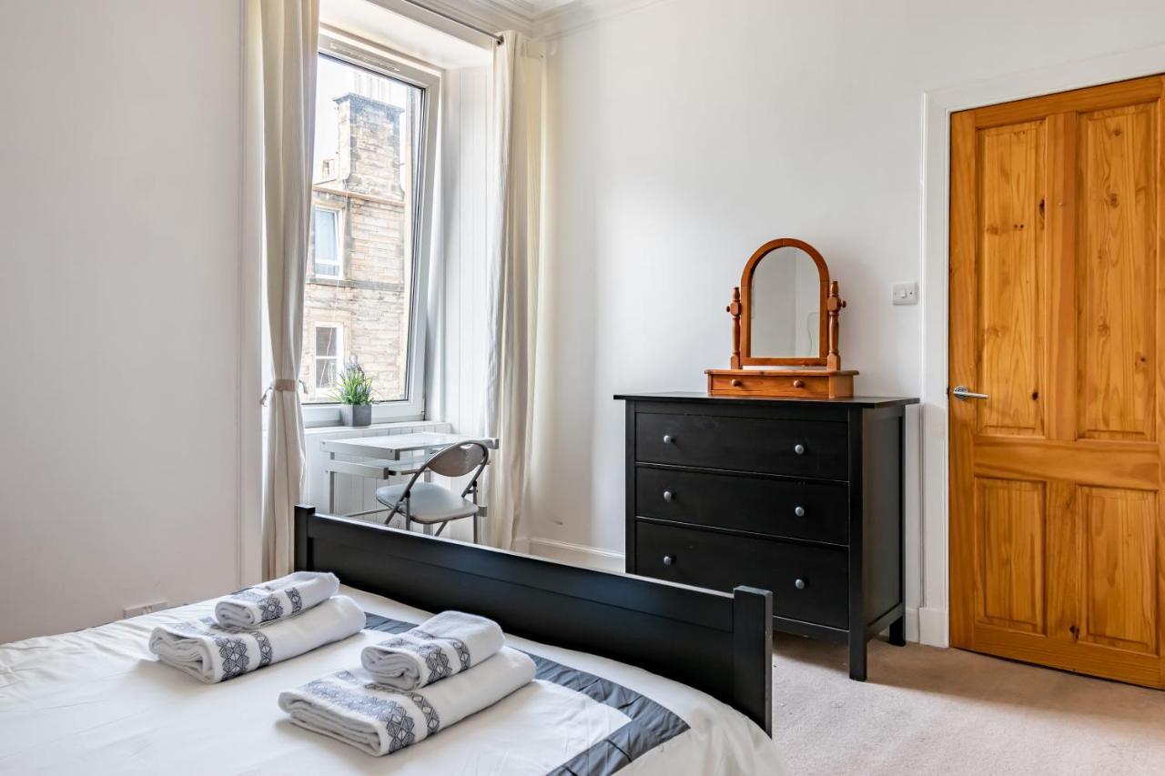 אדינבורו Amazing Apartments - Dalgety St - Near Holyrood מראה חיצוני תמונה